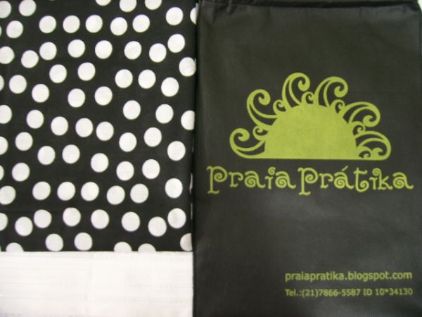 Big Dots Preto
